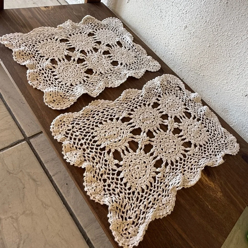 Set of 2 Vintage Crochet Placemats Ecru Ramie Cotton Lace Scalloped 15x11
